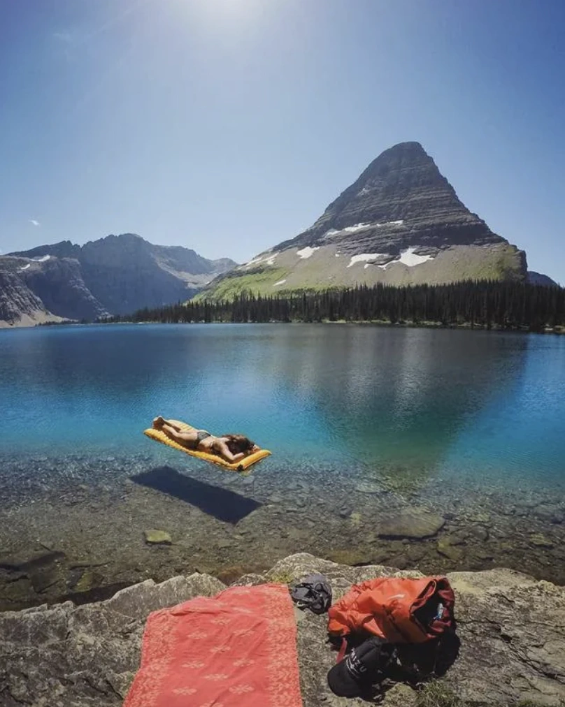 Sunday Morning Frenzy: 27 Entertaining and Unpredictable Randoms