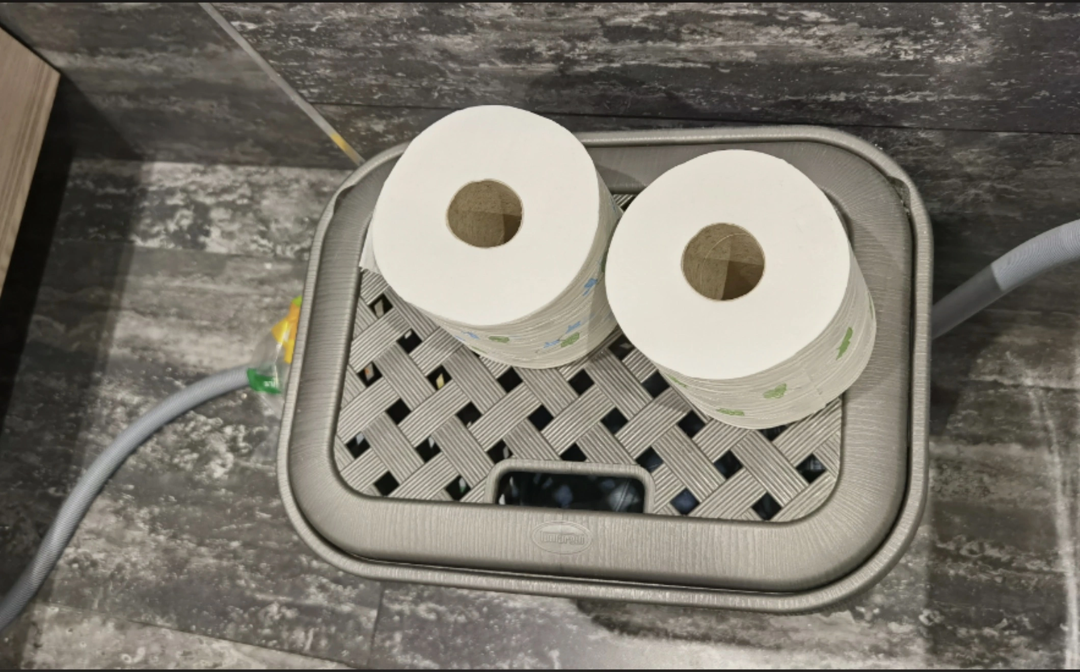 Encountering Pareidolia: 44 Inanimate Objects Revealing Faces