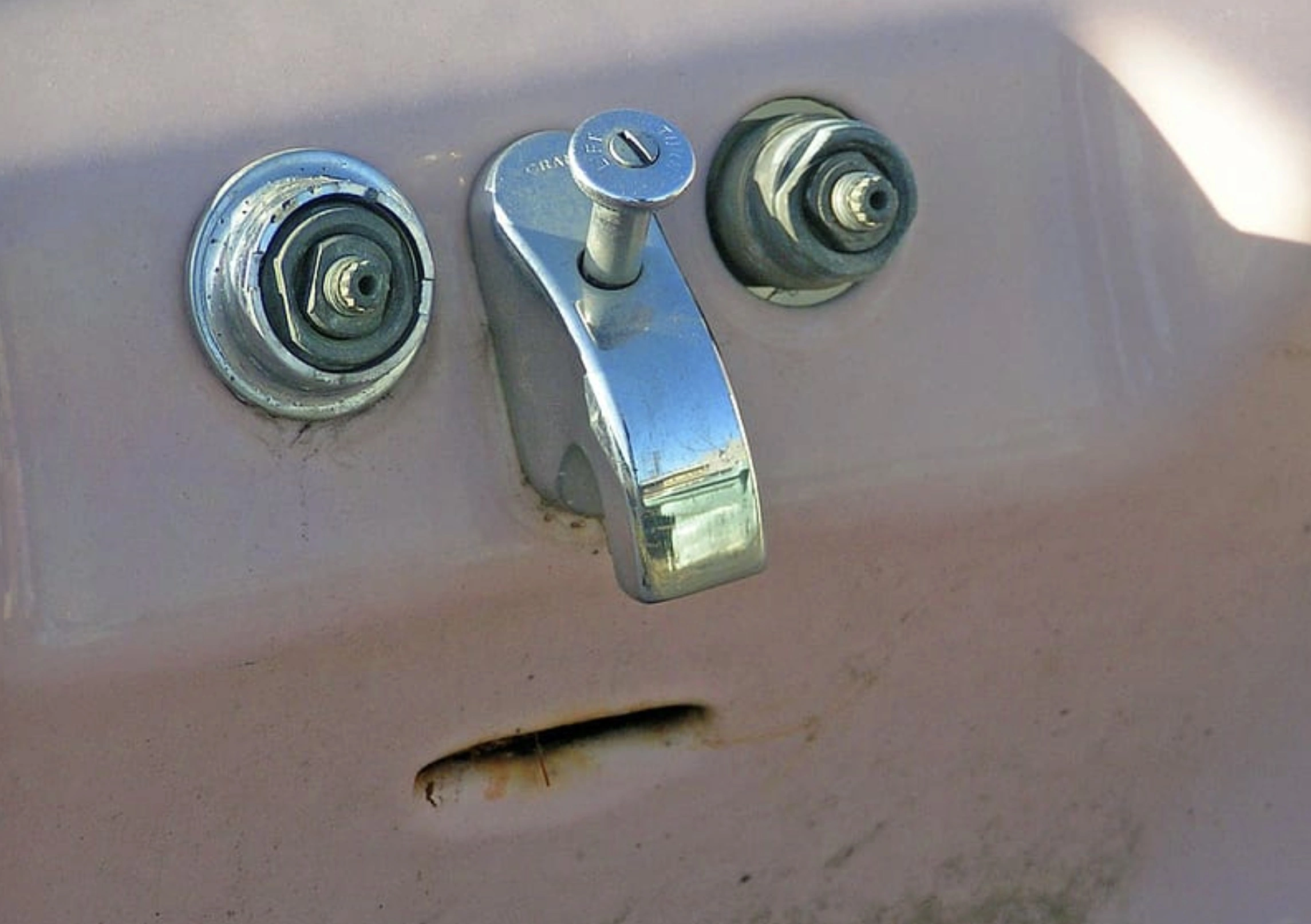 Encountering Pareidolia: 44 Inanimate Objects Revealing Faces