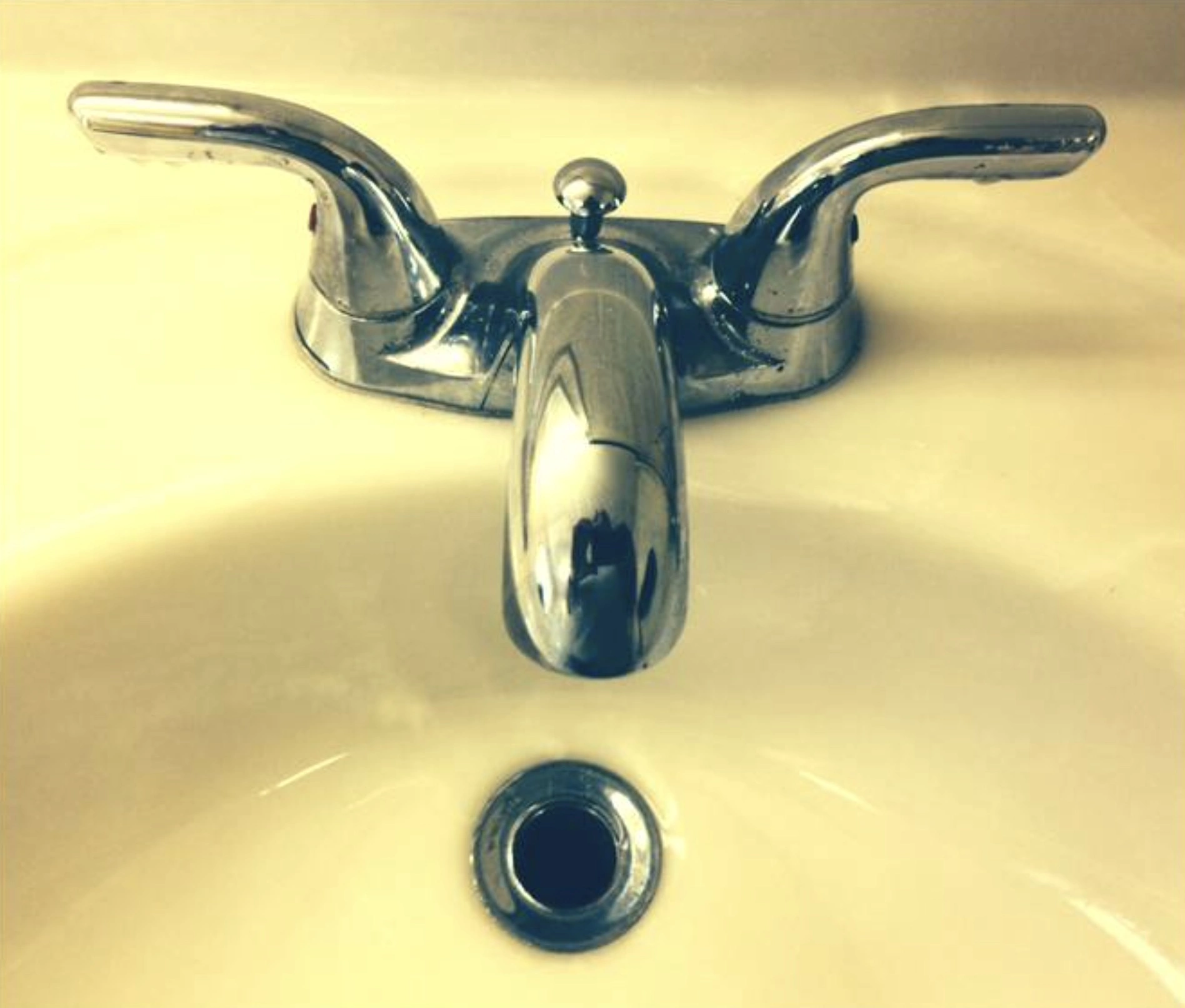 Encountering Pareidolia: 44 Inanimate Objects Revealing Faces
