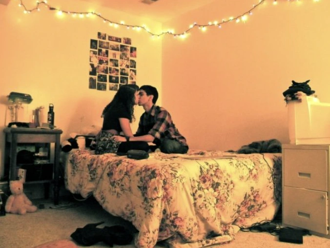 20 Individuals Recall the Most Significant Romantic Clue They've Overlooked