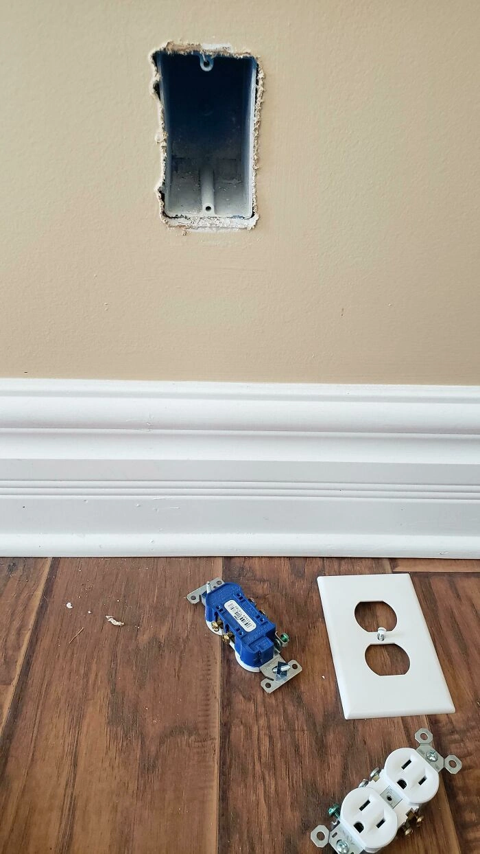 30 Individuals Enduring a More Challenging Day Than You