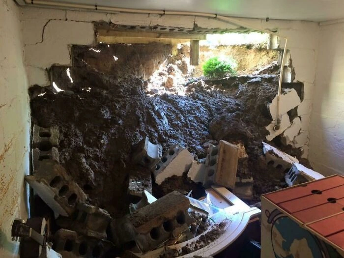 30 Individuals Enduring a More Challenging Day Than You
