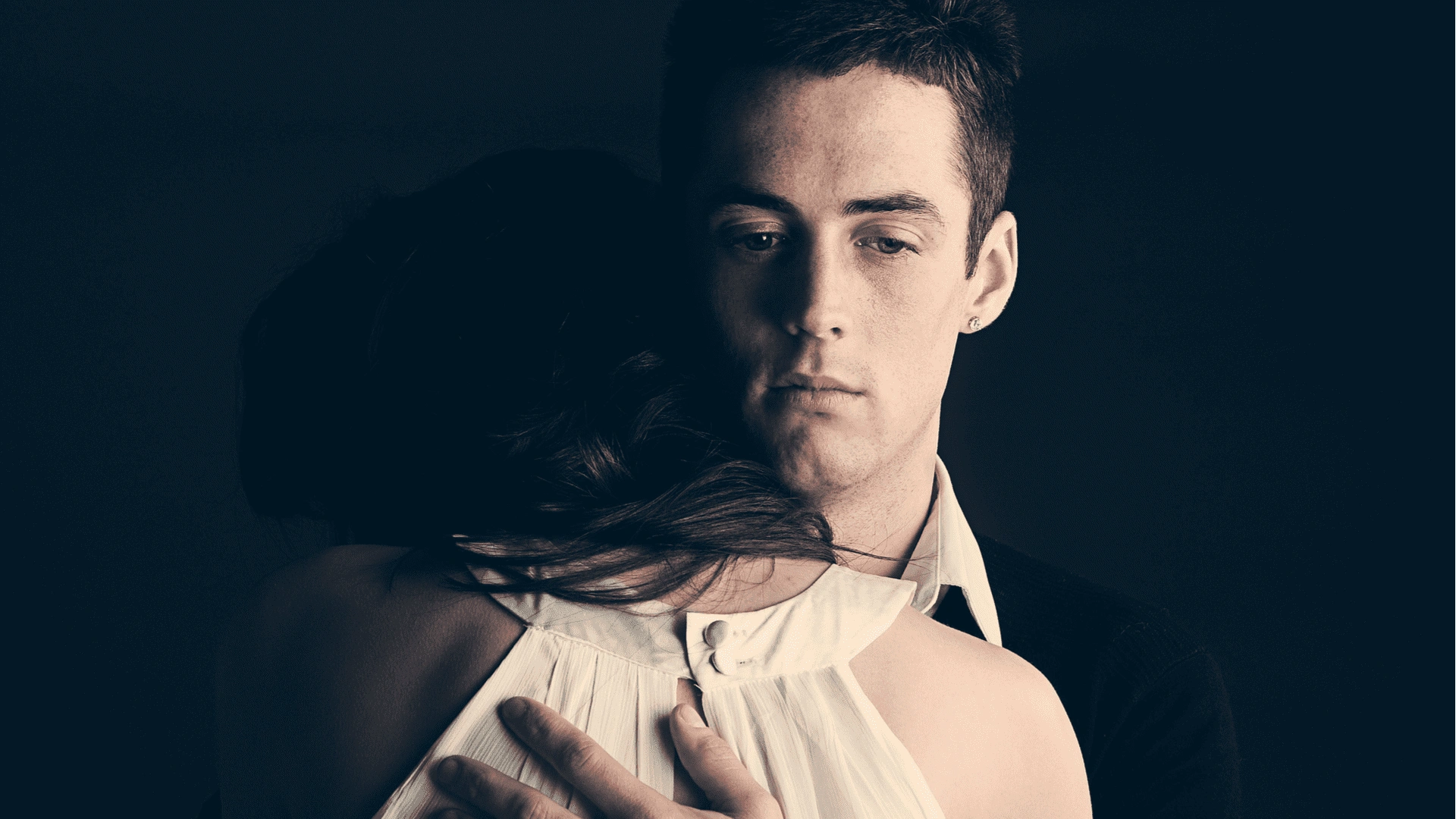 25 Warning Signs in a Relationship that Shouldn't be Ignored