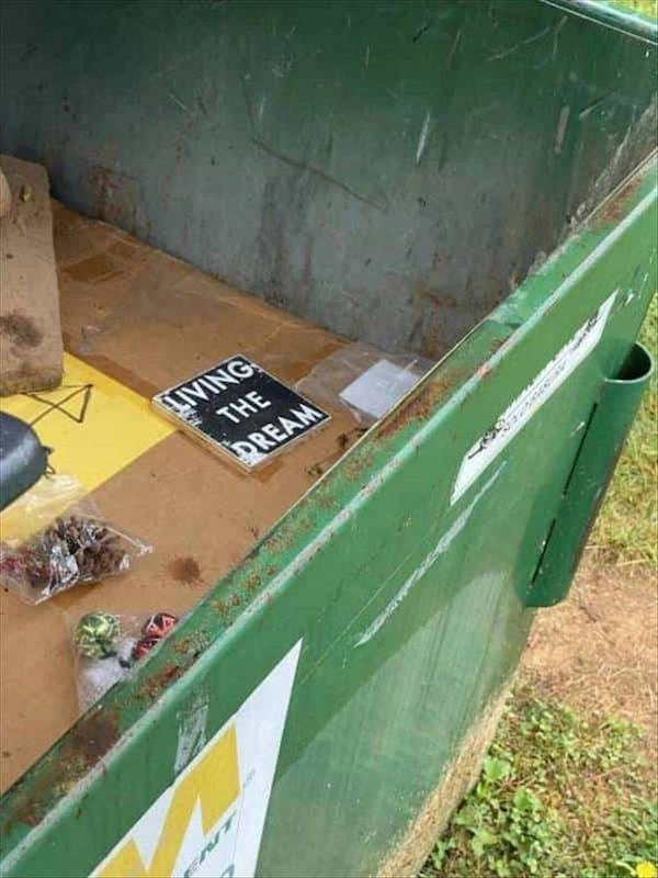 32 Heartwrenching Images That Will Leave You Feeling Down