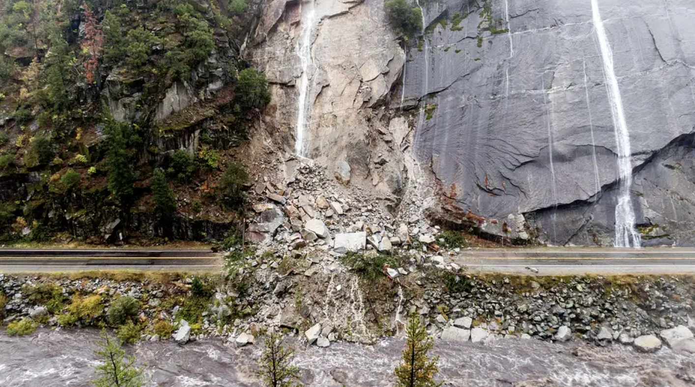 Mother Nature's Dual Nature: 18 Stunning and Powerful Photos from 2021