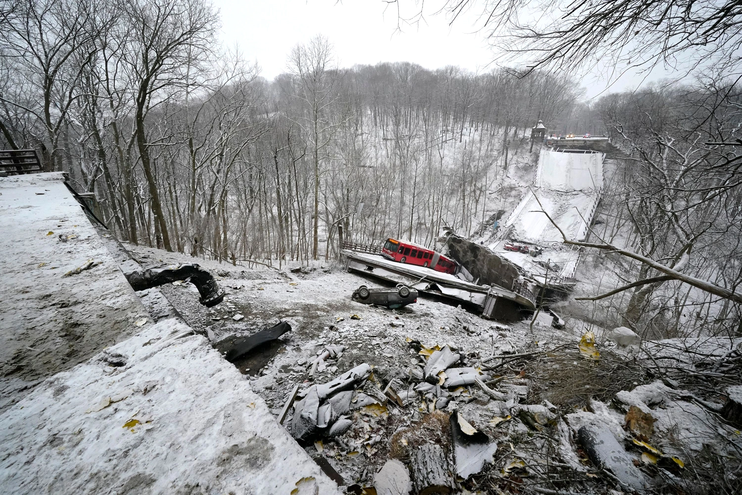 Bridge Collapse on Morning of Biden's Infrastructure Tour