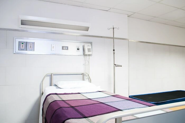 30 Individuals Share Their Experiences of Being in a Coma