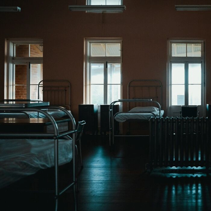 30 Individuals Share Their Experiences of Being in a Coma
