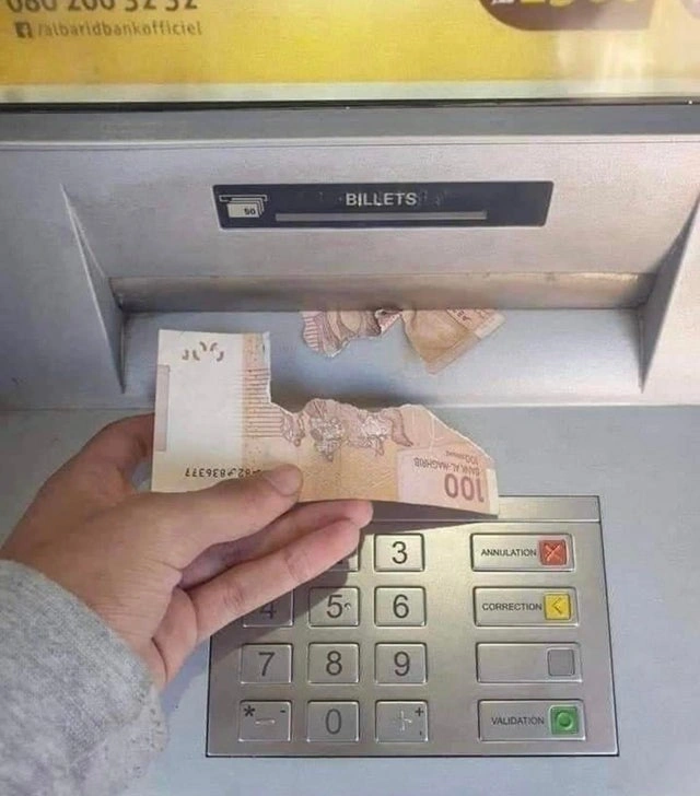 28 Individuals Enduring a Terrible Day