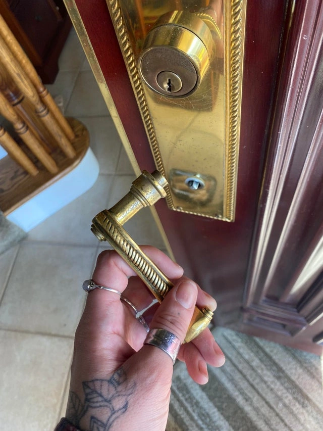 36 Individuals Experiencing a Day of Misfortune Far Greater Than Our Own