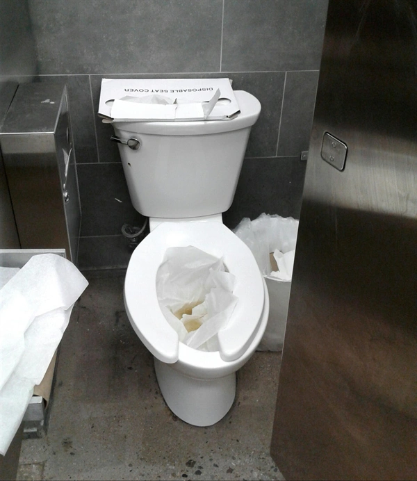 Whoops Wednesday: 21 Unfortunate Souls Who Were Hit by Bad Luck