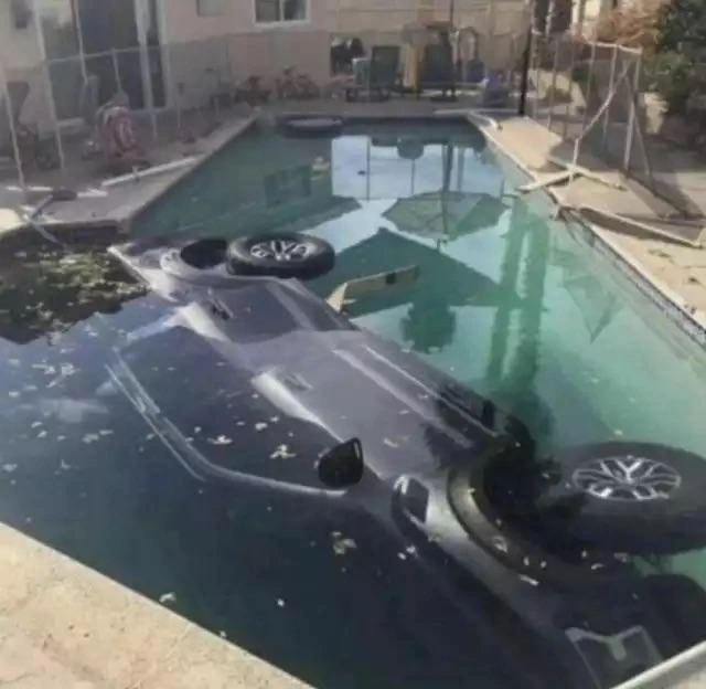 Whoops Wednesday: 21 Unfortunate Souls Who Were Hit by Bad Luck