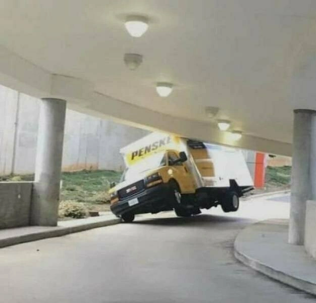 26 Instances of Unbelievable Misfortune Experienced by People