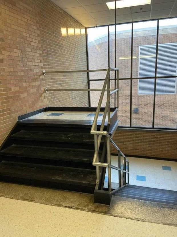 26 Instances of Unbelievable Misfortune Experienced by People