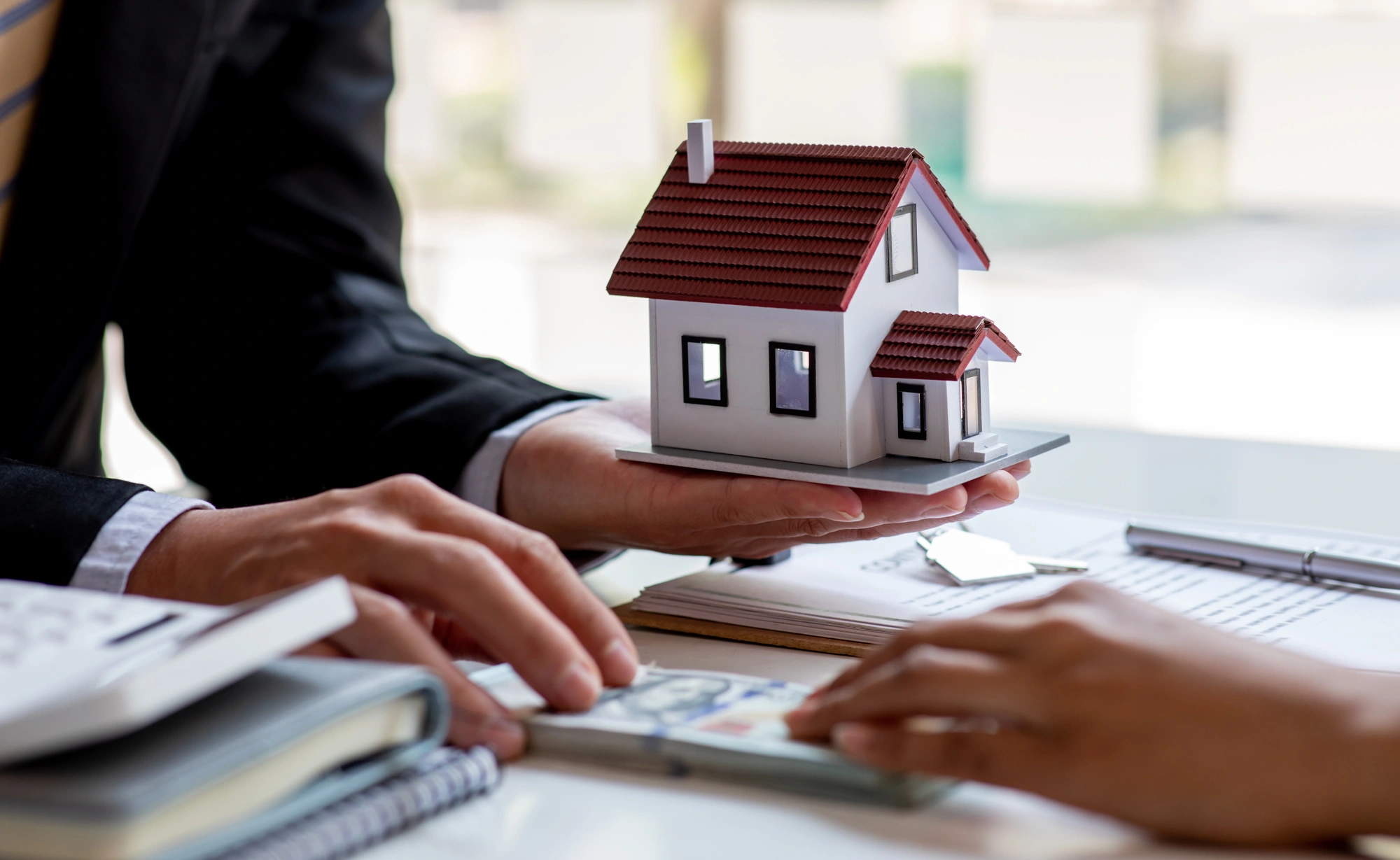 25 Trends That Became Uncool Over 10 Years Ago