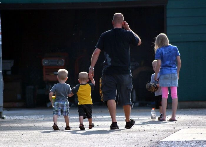 38 Heart-Wrenching Statements That Crushed People's Souls