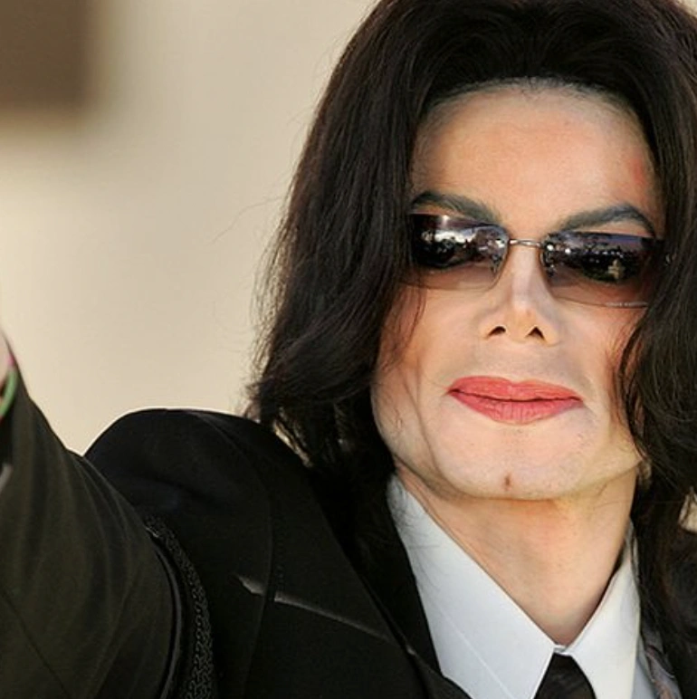 20 Stunning Transformations: Before and After Plastic Surgery of Celebrities