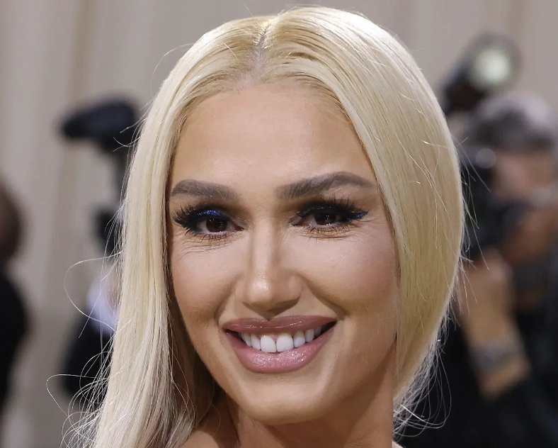 20 Stunning Transformations: Before and After Plastic Surgery of Celebrities