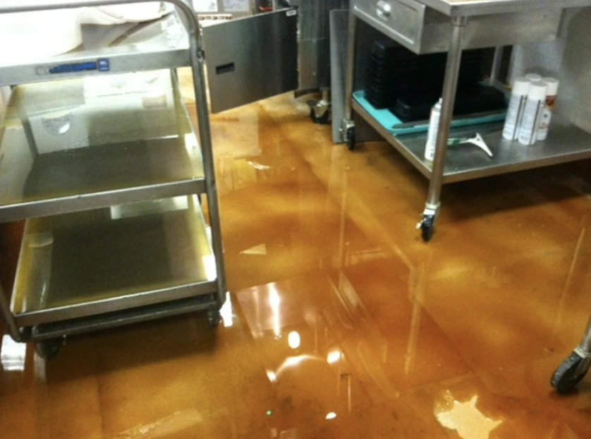 23 Clumsy Individuals Who Had Some Major Spills on the Job