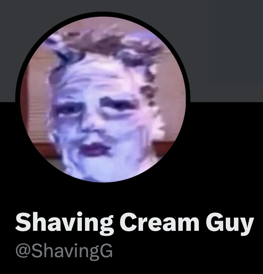 20 Images of Individuals Completely Covered in Shaving Cream