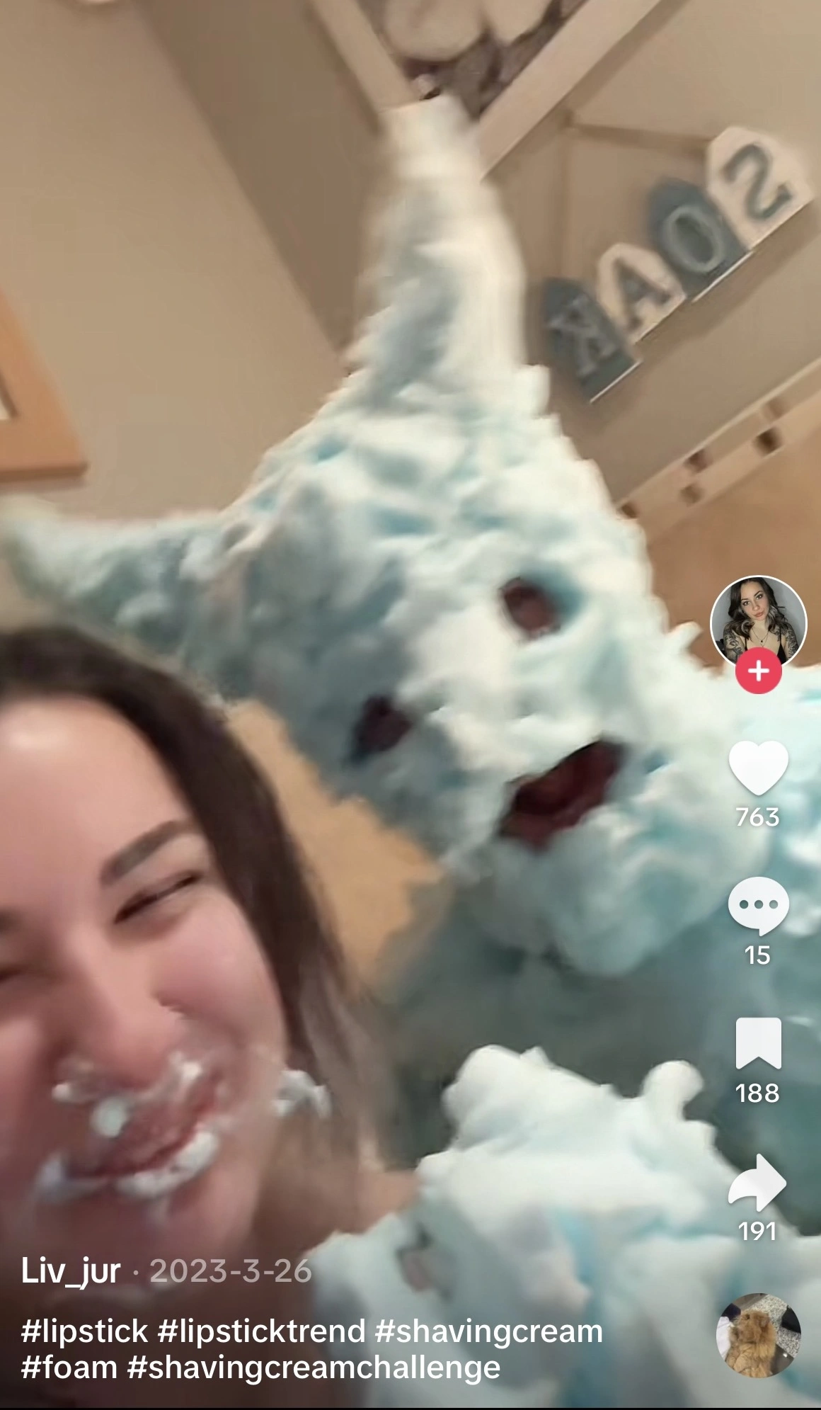 20 Images of Individuals Completely Covered in Shaving Cream