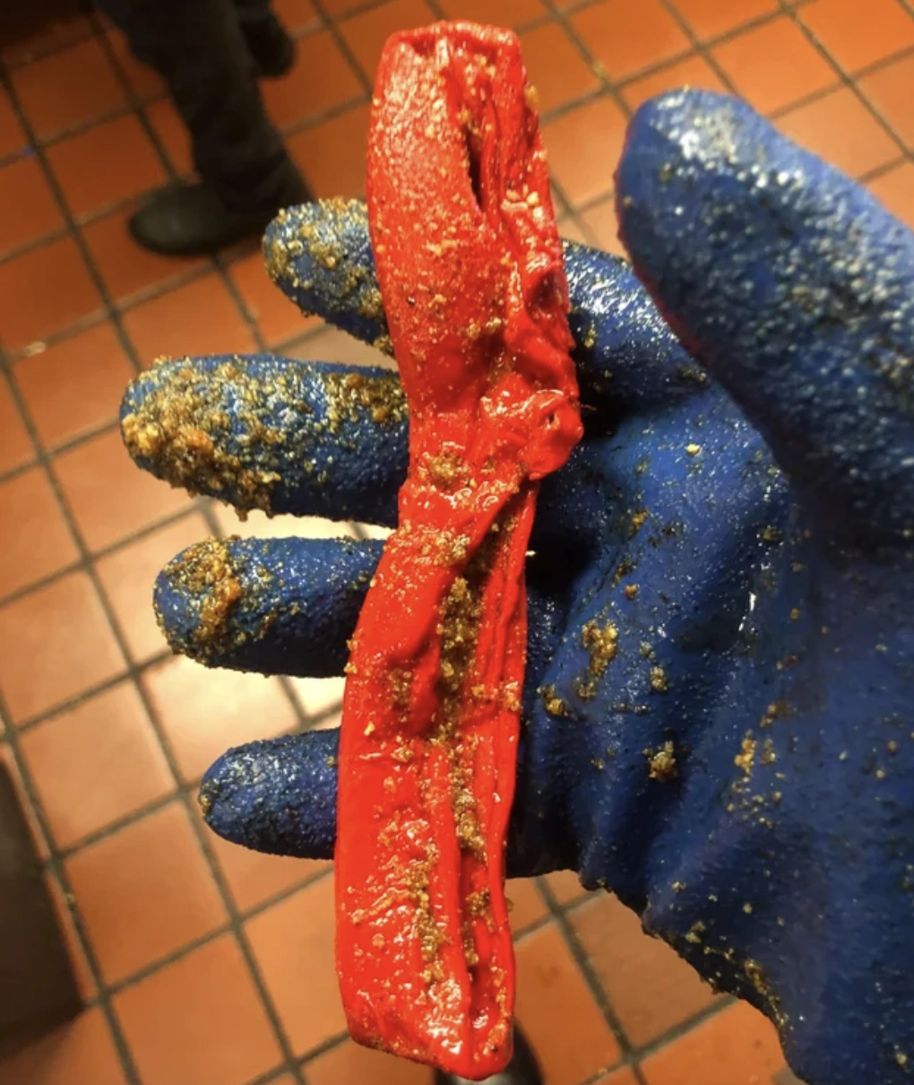 20 Restaurant Employees Reveal Their Worst Kitchen Mishaps