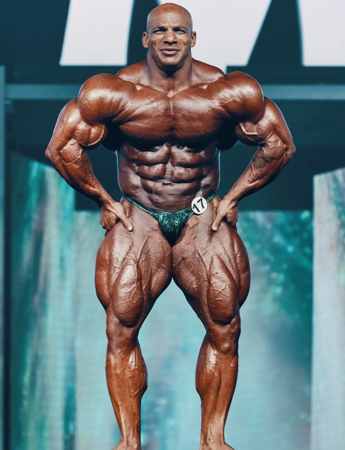 20 Bodybuilders on the Verge of Exploding