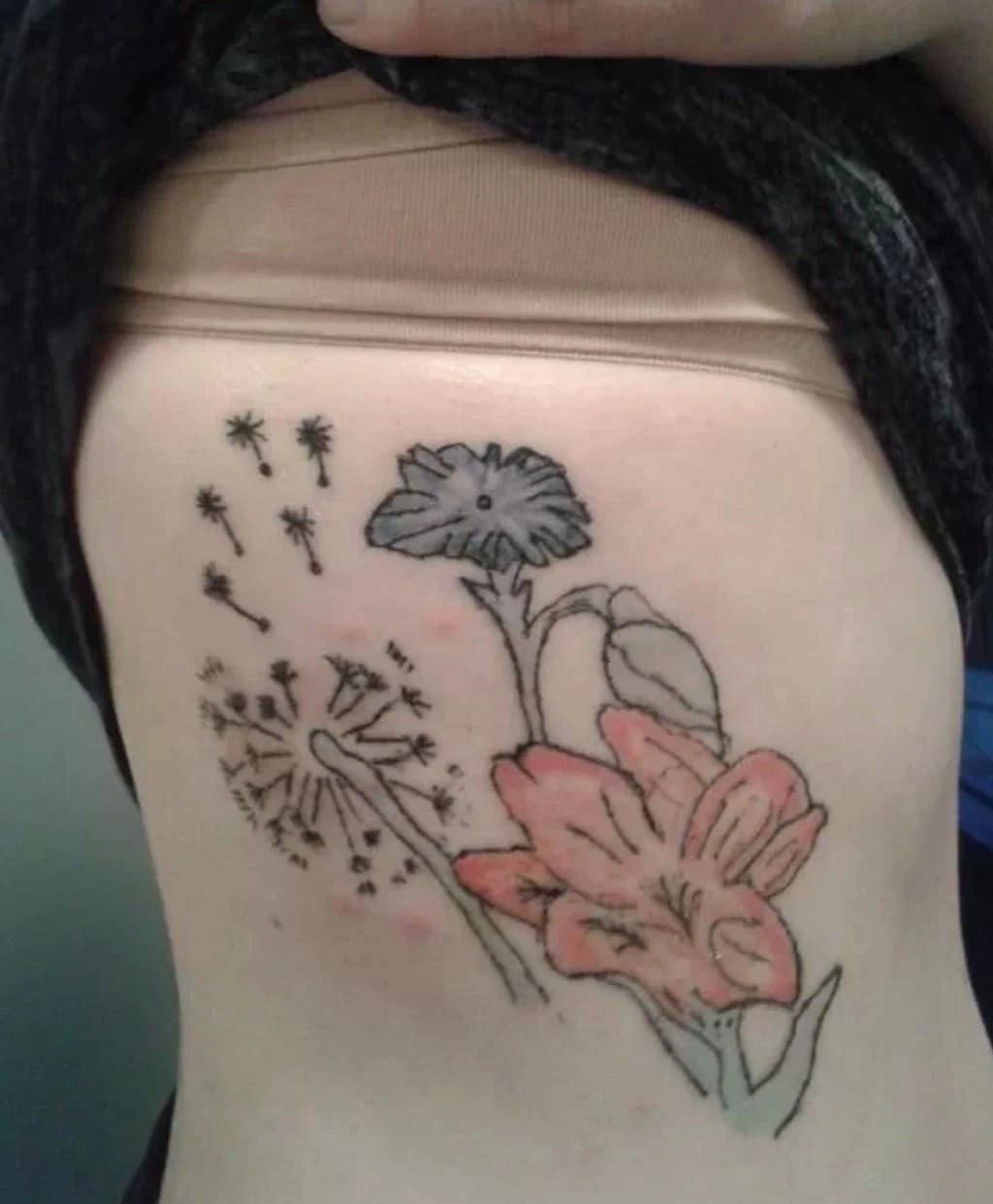28 Tattoos That Unintentionally Resemble Anatomical Features