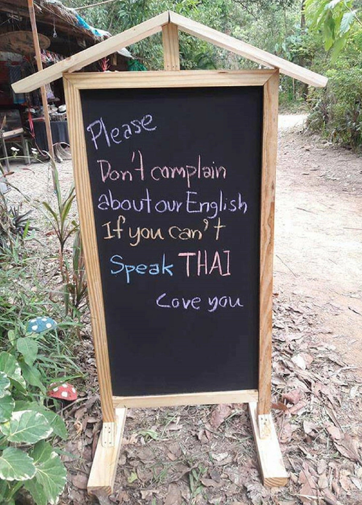43 Tourists Who Showed a Lack of Respect