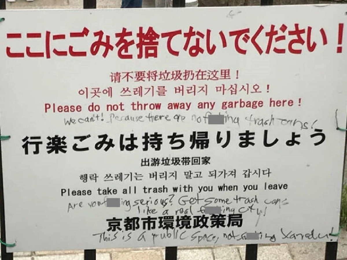 43 Tourists Who Showed a Lack of Respect