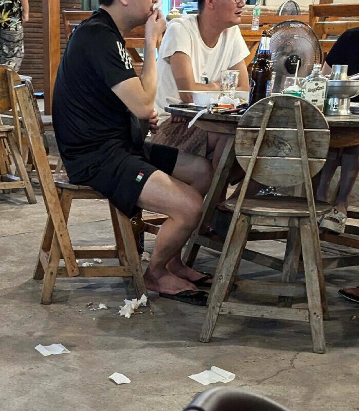 43 Tourists Who Showed a Lack of Respect