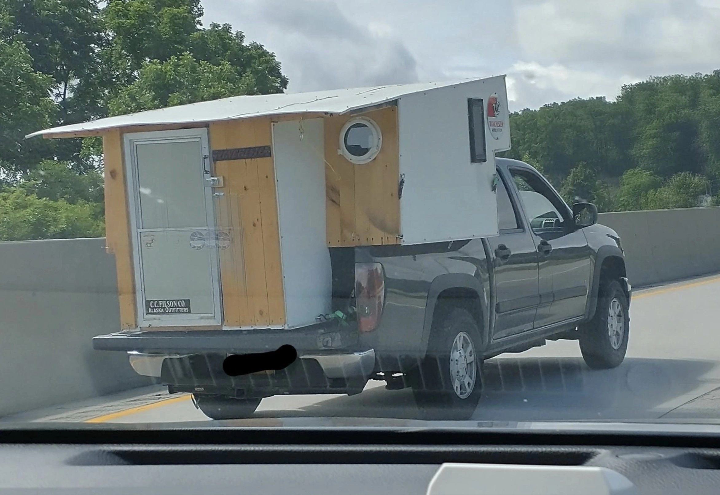 40 Trashy Trucks Causing Chaos on the Highway