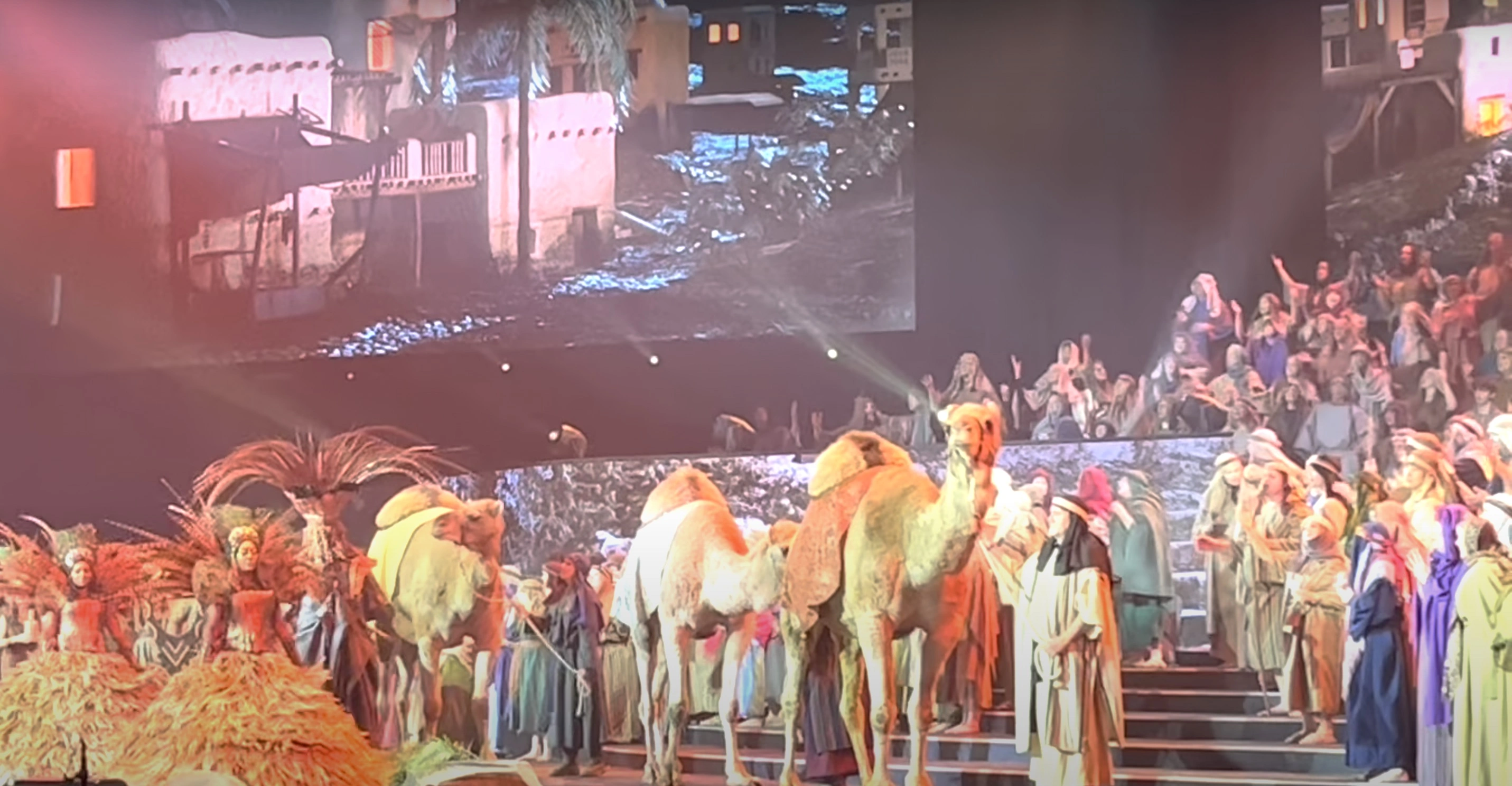 21 Mind-Blowing Moments Inside Megachurches