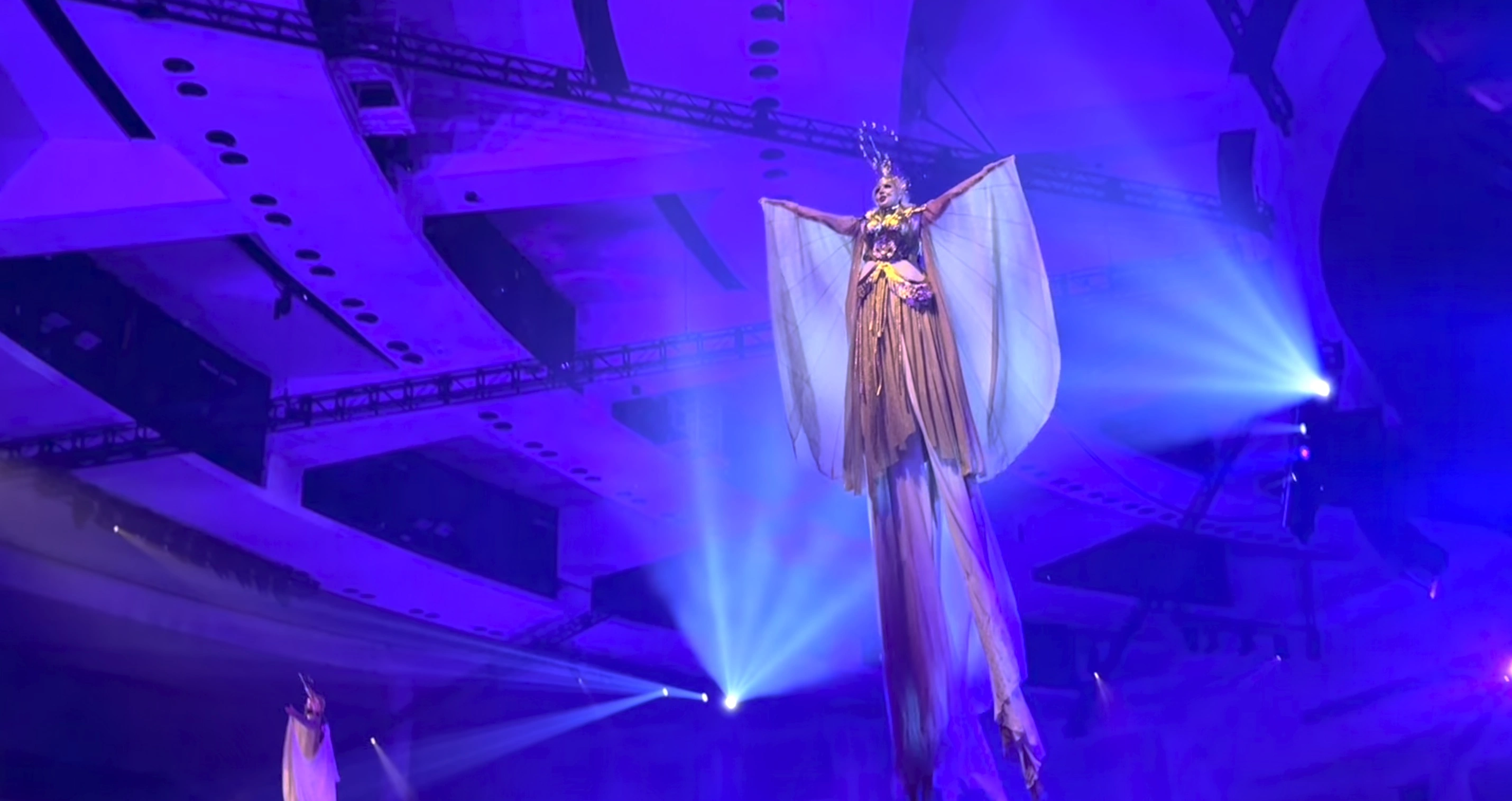 21 Mind-Blowing Moments Inside Megachurches