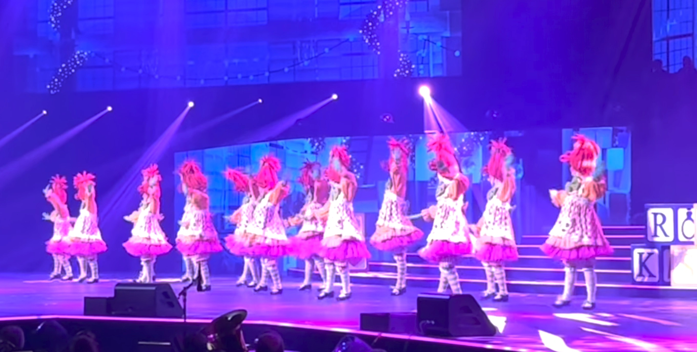 21 Mind-Blowing Moments Inside Megachurches