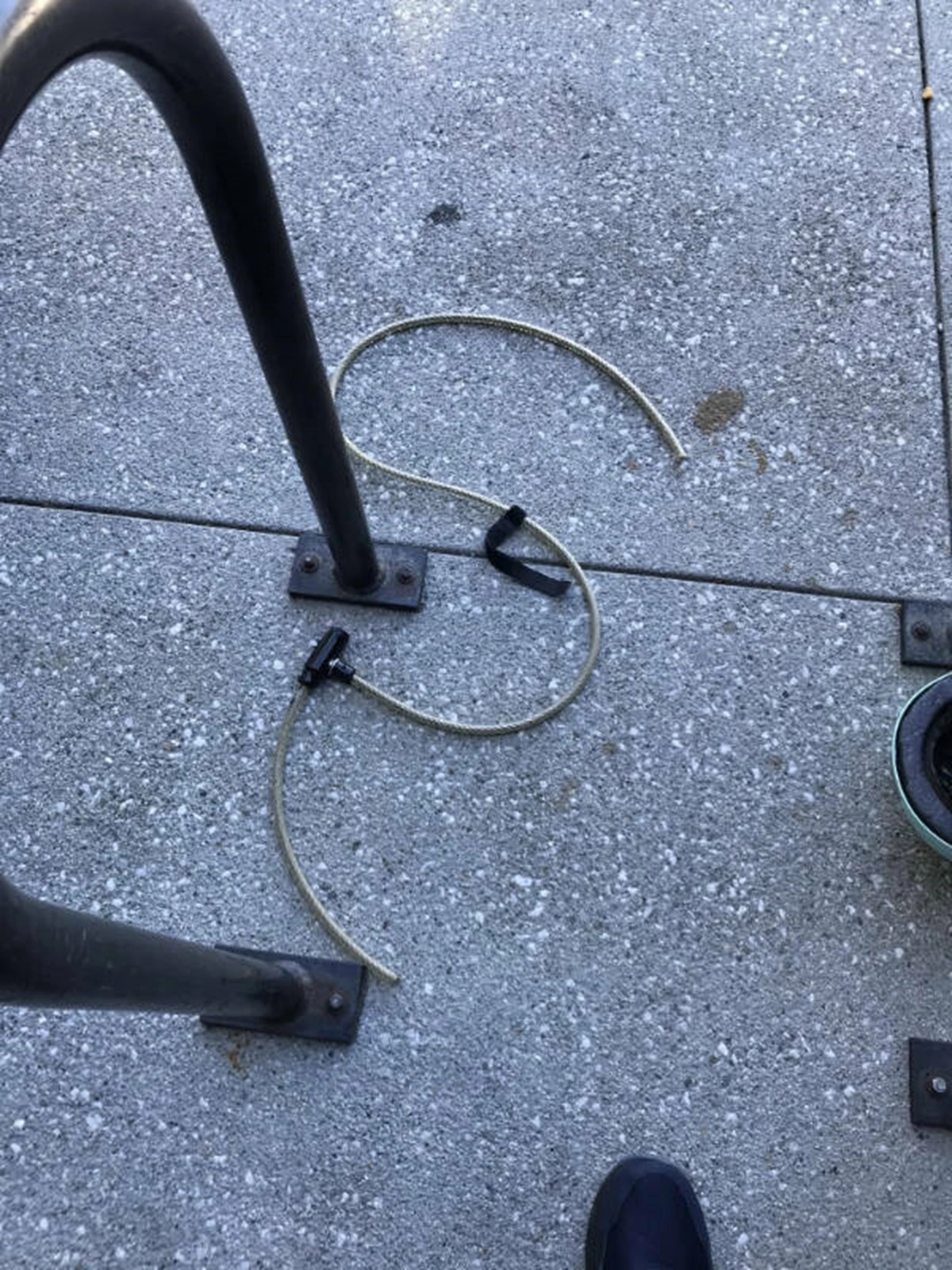 40 Individuals Experiencing a Dreadful Start to the Week