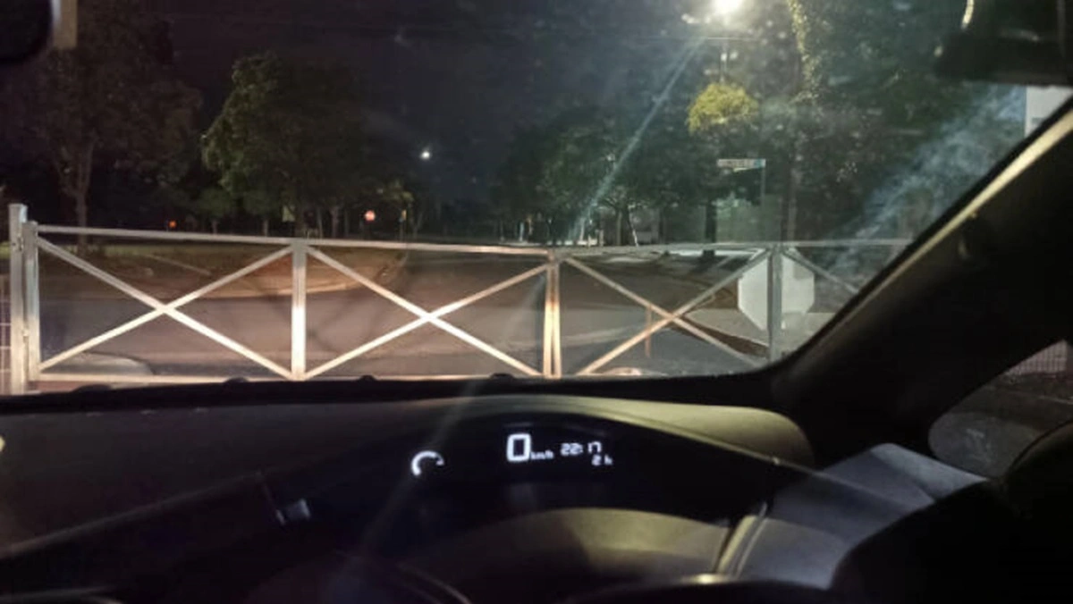 40 Individuals Experiencing a Dreadful Start to the Week