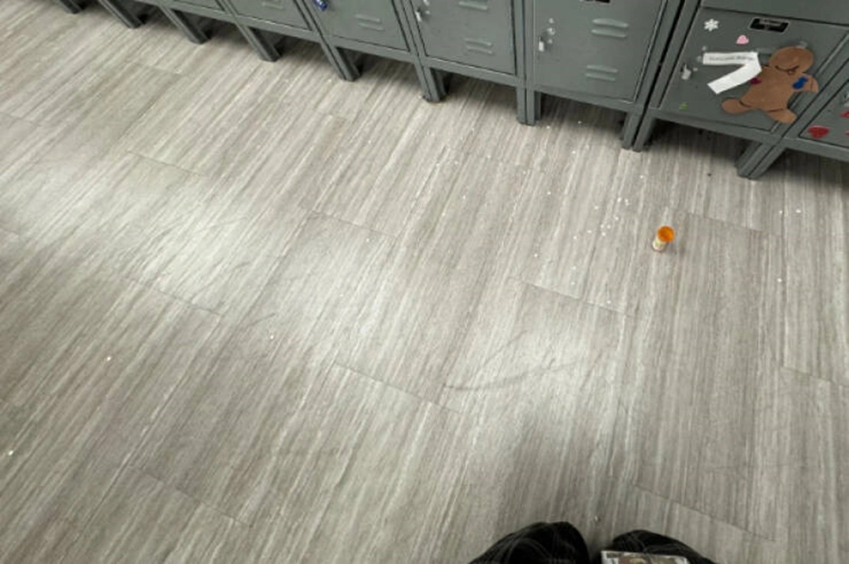 40 Individuals Experiencing a Dreadful Start to the Week