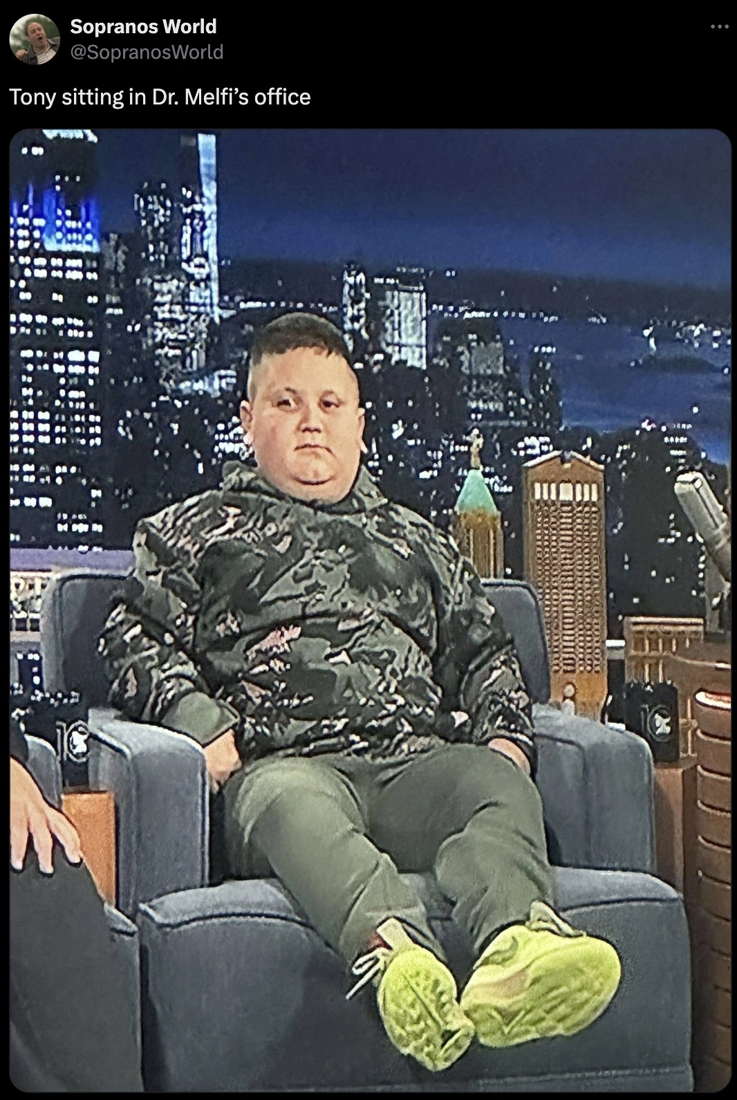 Laugh Out Loud: 32 Hilarious Tweets from the Past Day