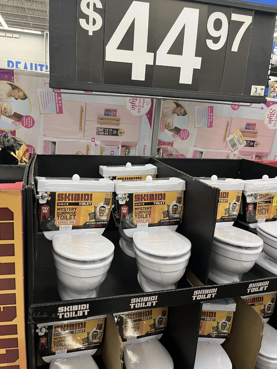 25 Epic Fails and Facepalms from the Most Infamous Individuals