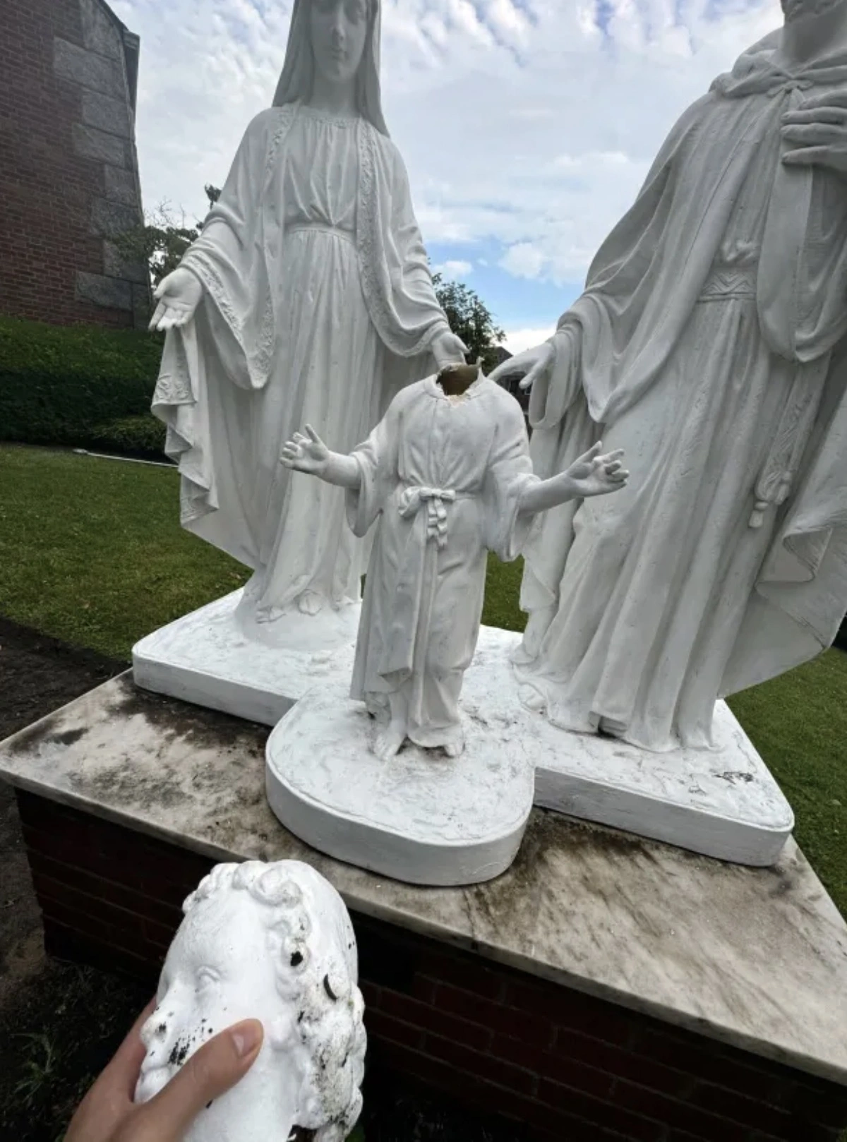 32 Heartwarming Images and Moments that Deserve Our Appreciation