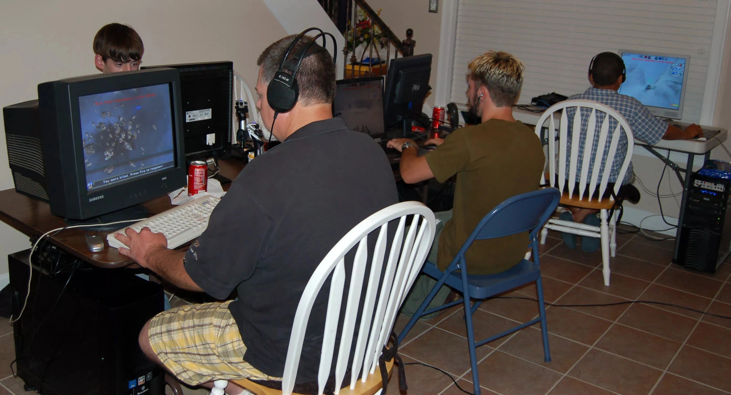 30 Sniff-Worthy Photos from LAN Parties