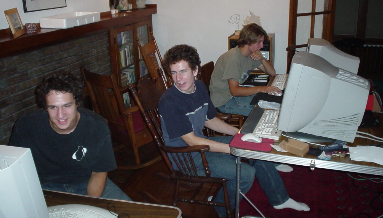 30 Sniff-Worthy Photos from LAN Parties