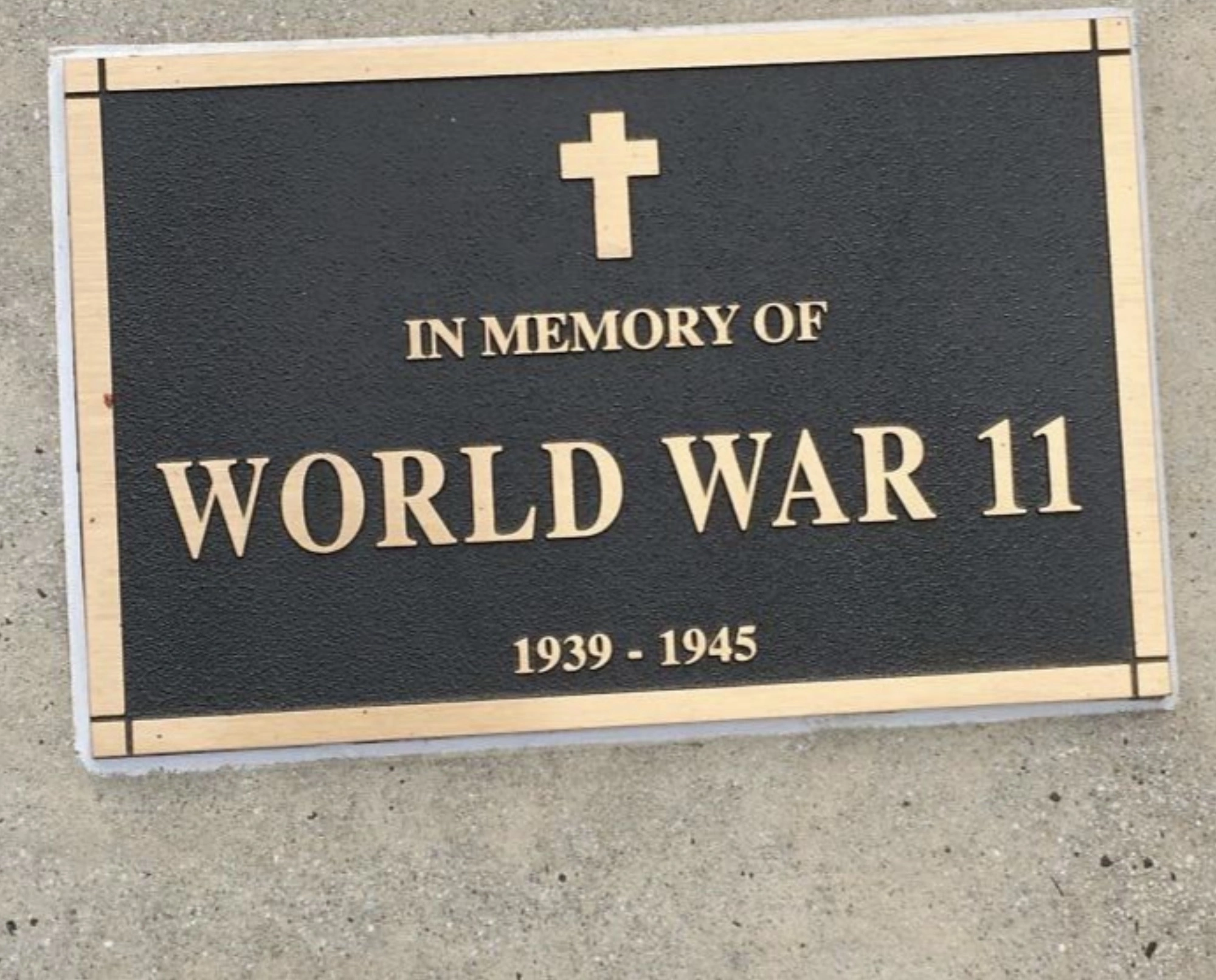 36 Individuals Who Completely Botched Their Sole Responsibility