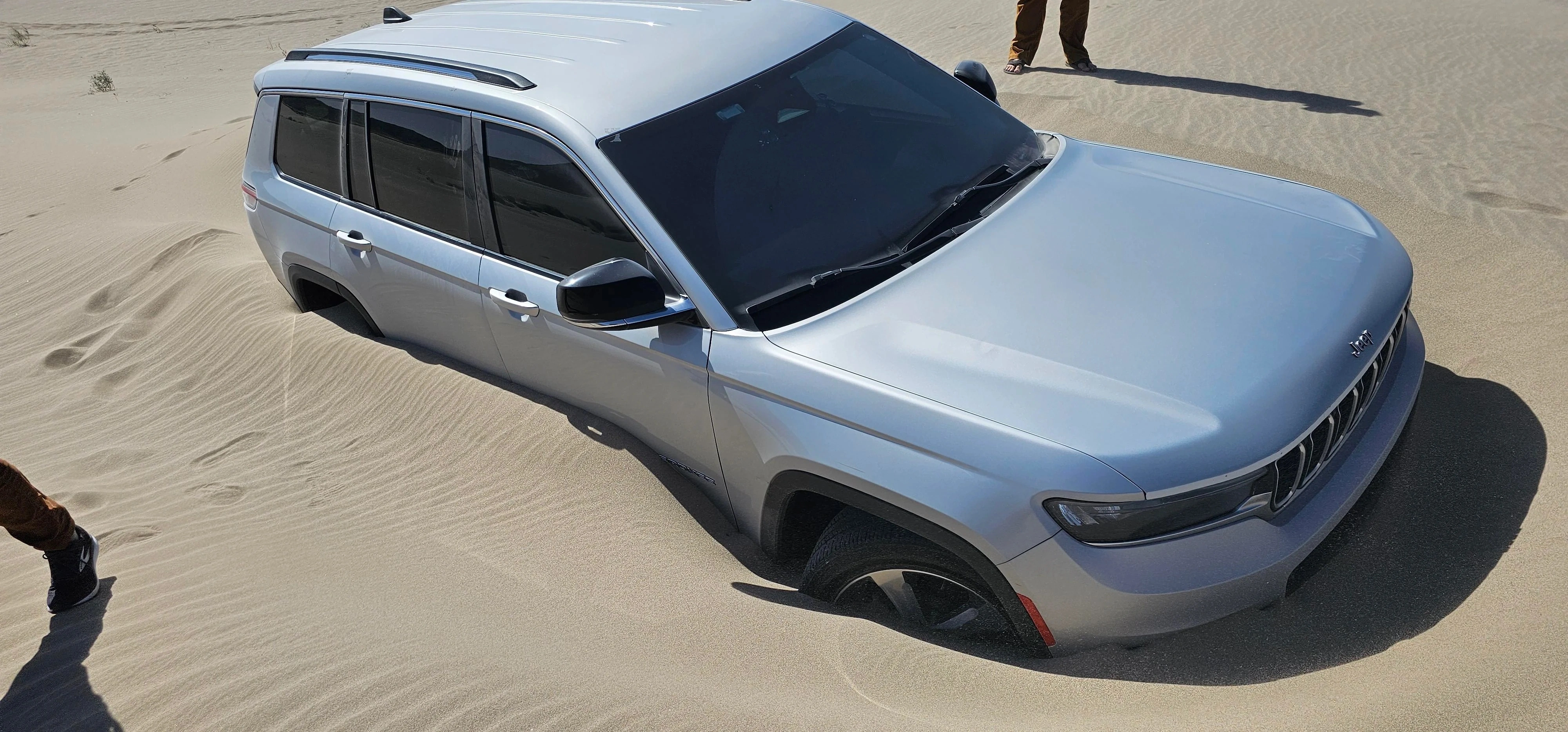 20 Photos That Will Have You Exclaiming 'That's Not a Parking Spot!'