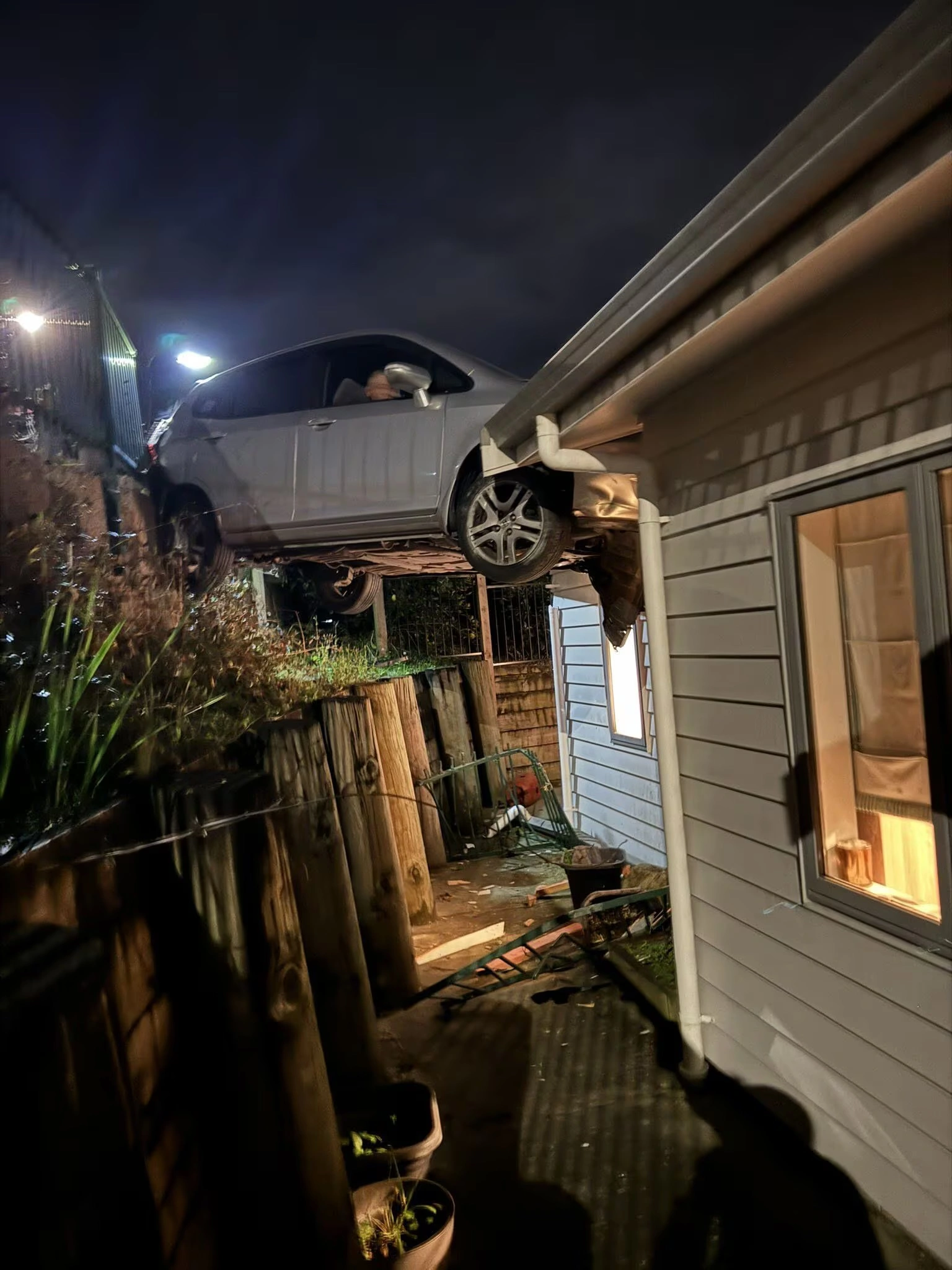 20 Photos That Will Have You Exclaiming 'That's Not a Parking Spot!'